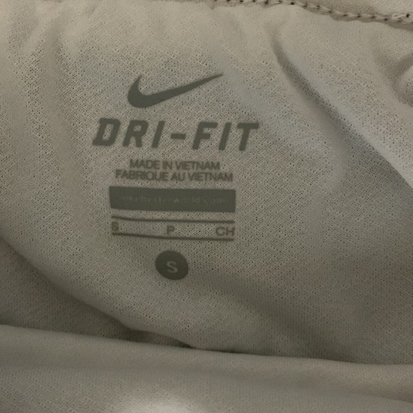 Nike running dri-fit shorts - Picture 3 of 5